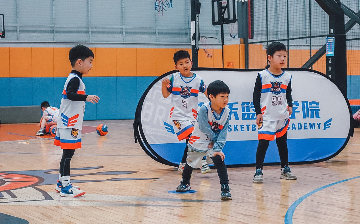 小学生篮球训练小游戏视频大全