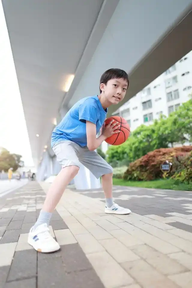 如何使用智能耳机提高篮球训练效果_2